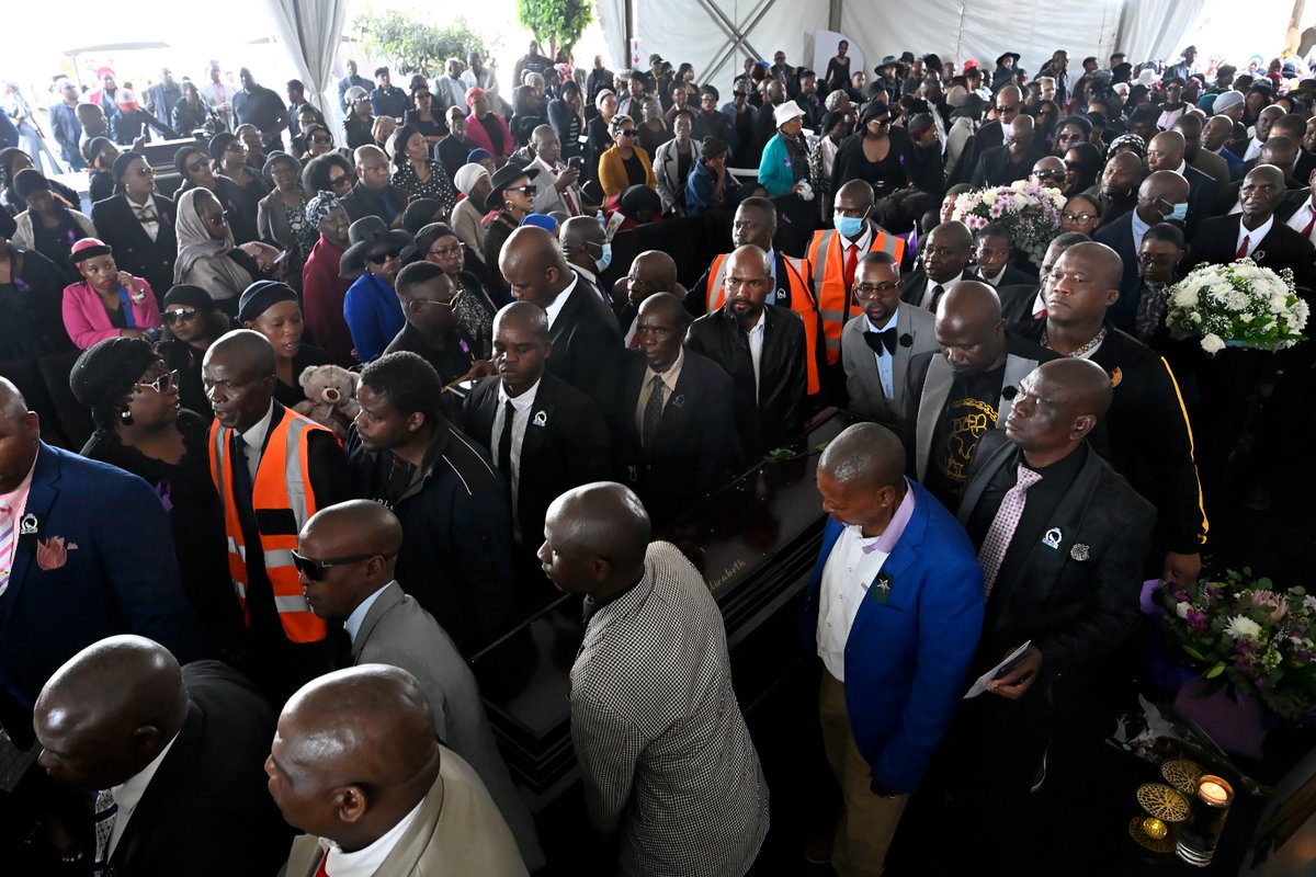 IOL's tweet photo. At her funeral in Pankop, Mpumalanga, Odirile Morolo paid tribute to his 38-year-old sister, Elizabeth Moselakgomo, who was found dead in Ekurhuleni, remembering her as a loving mother and passionate runner whose spirit endures. 
Read on: https://t.co/CEpA0oGnk6 
#ElizabethMoselakgomo #OdirileMorolo #Pankop #Ekurhuleni