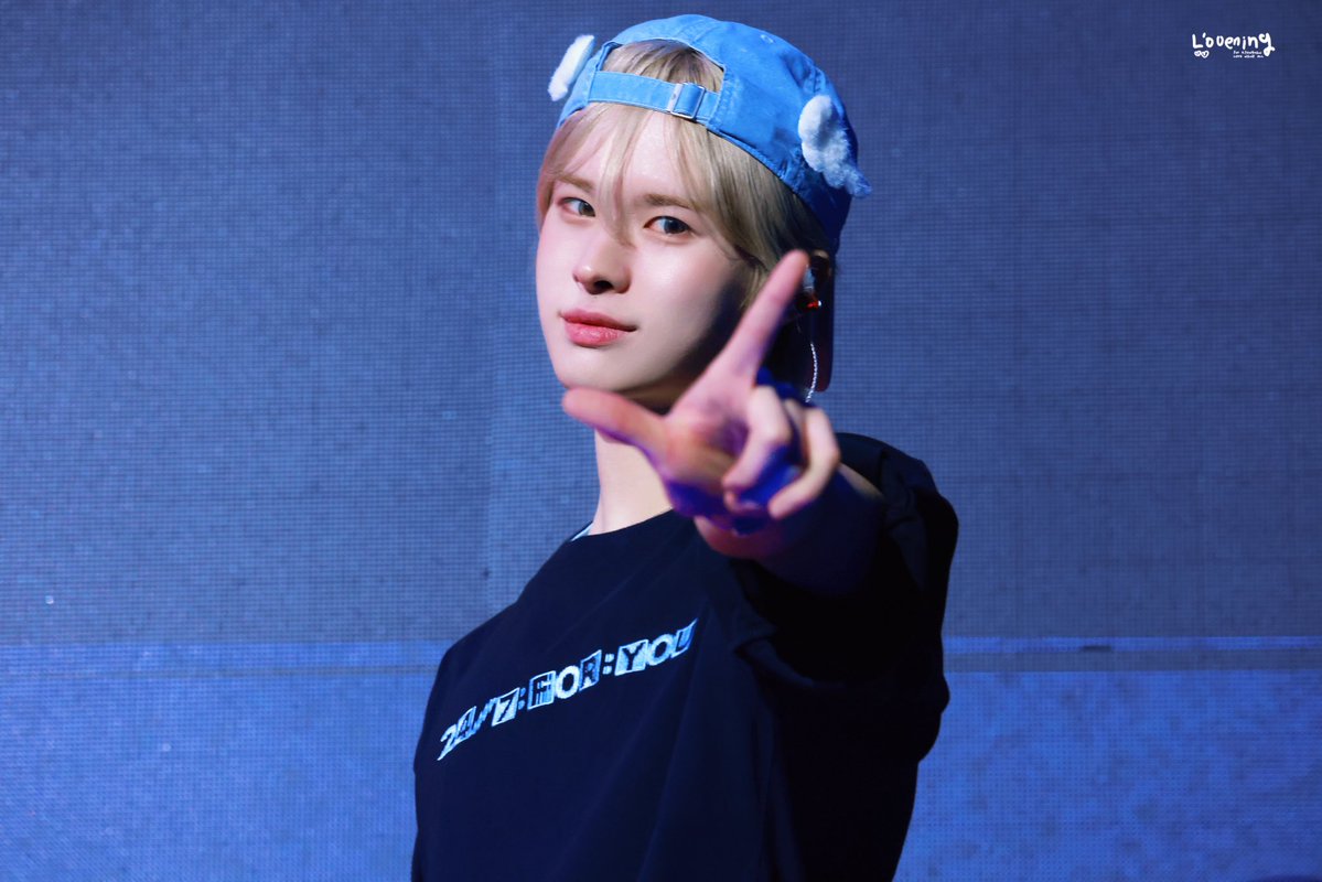 lovening_lkm's tweet photo. 사랑똥이 #경민 https://t.co/Vl3n8K1Ull