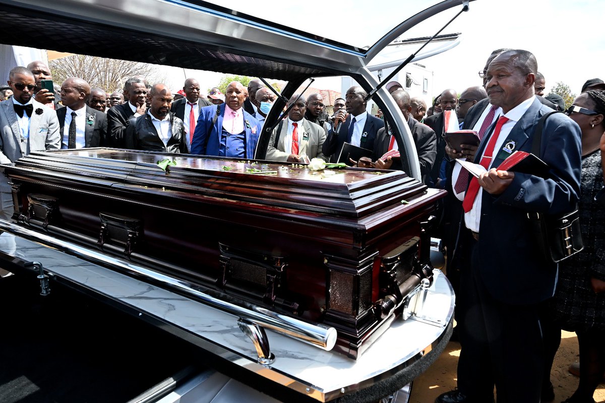 IOL's tweet photo. At her funeral in Pankop, Mpumalanga, Odirile Morolo paid tribute to his 38-year-old sister, Elizabeth Moselakgomo, who was found dead in Ekurhuleni, remembering her as a loving mother and passionate runner whose spirit endures. 
Read on: https://t.co/CEpA0oGnk6 
#ElizabethMoselakgomo #OdirileMorolo #Pankop #Ekurhuleni