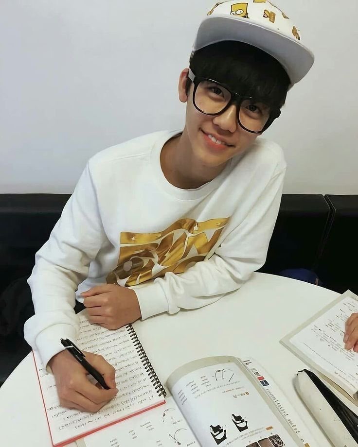 skybluenoni's tweet photo. ถ้าวันนี้ไม่เห็นค่า        กลับมาวันหน้าก็ได้นะ https://t.co/b1rFNla1Zg