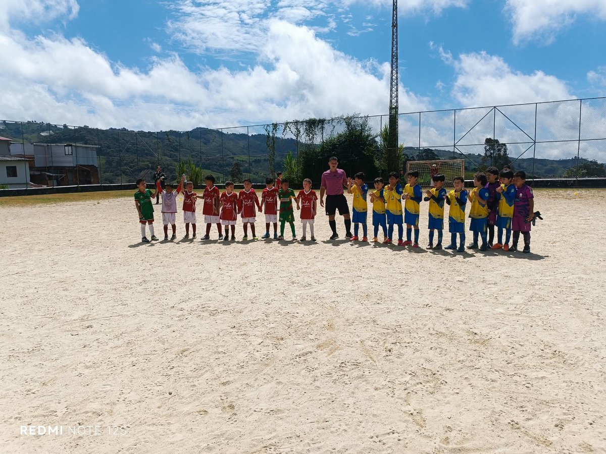 Granada_Stereo's tweet photo. Imágenes del Club Coogranada participando en la cuarta fecha del Torneo IMER.

#DeporteGranada #GranadaAntioquia #GSTUnaRadioLlenaDeHistorias https://t.co/RkWtfPBRBC