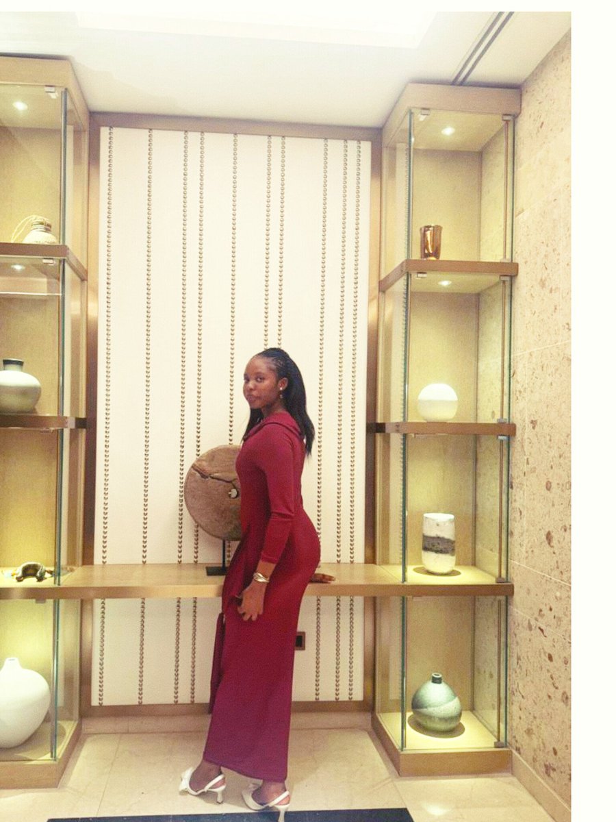 ThatGirlDerachi's tweet photo. At 20 , I quit my job in a fintech startup and auditioned for a spot at the next titan nig.  @The_NextTitan 

Last week Thursday, I packed my thing, and went in search of opportunities. I had doubts, feared I'd never find new opportunities, but I had to move.

A Thread🧵 https://t.co/Pf4PtBXx54