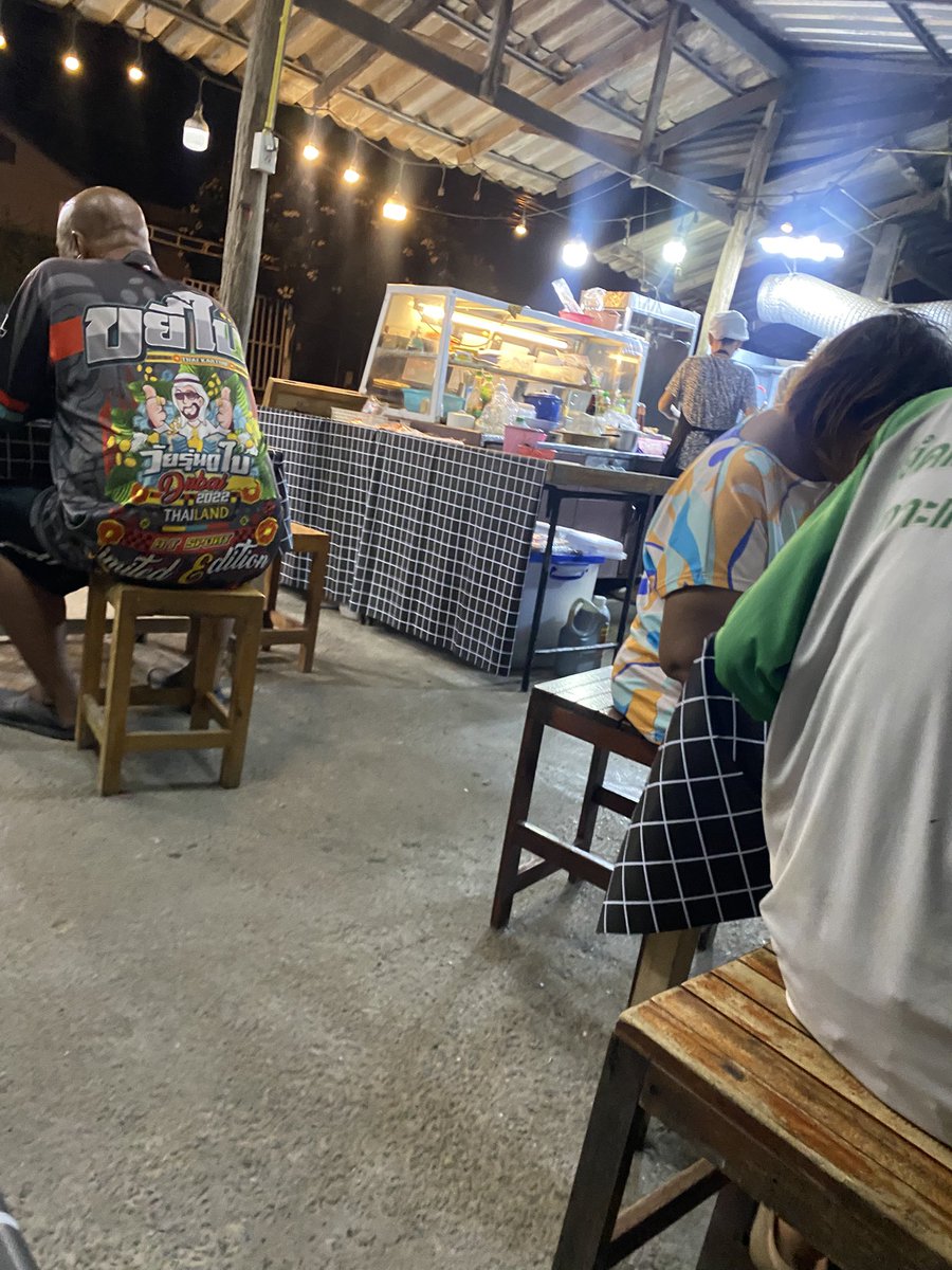 Sybel15151's tweet photo. ท้อไม่มีเงินเลยสักบาท ต้องมานั่งดูเพื่อนกินข้าว งานก็เงียบมีแต่คนหลอกไม่นัดจริง🙏🥺🥺 #ตัวเมืองนครปฐม #รับงานนครปฐม #สาวสอง #มอศิลปากร #แม็คโครนครปฐม #ราชภัฏ https://t.co/VICtR5KOqf