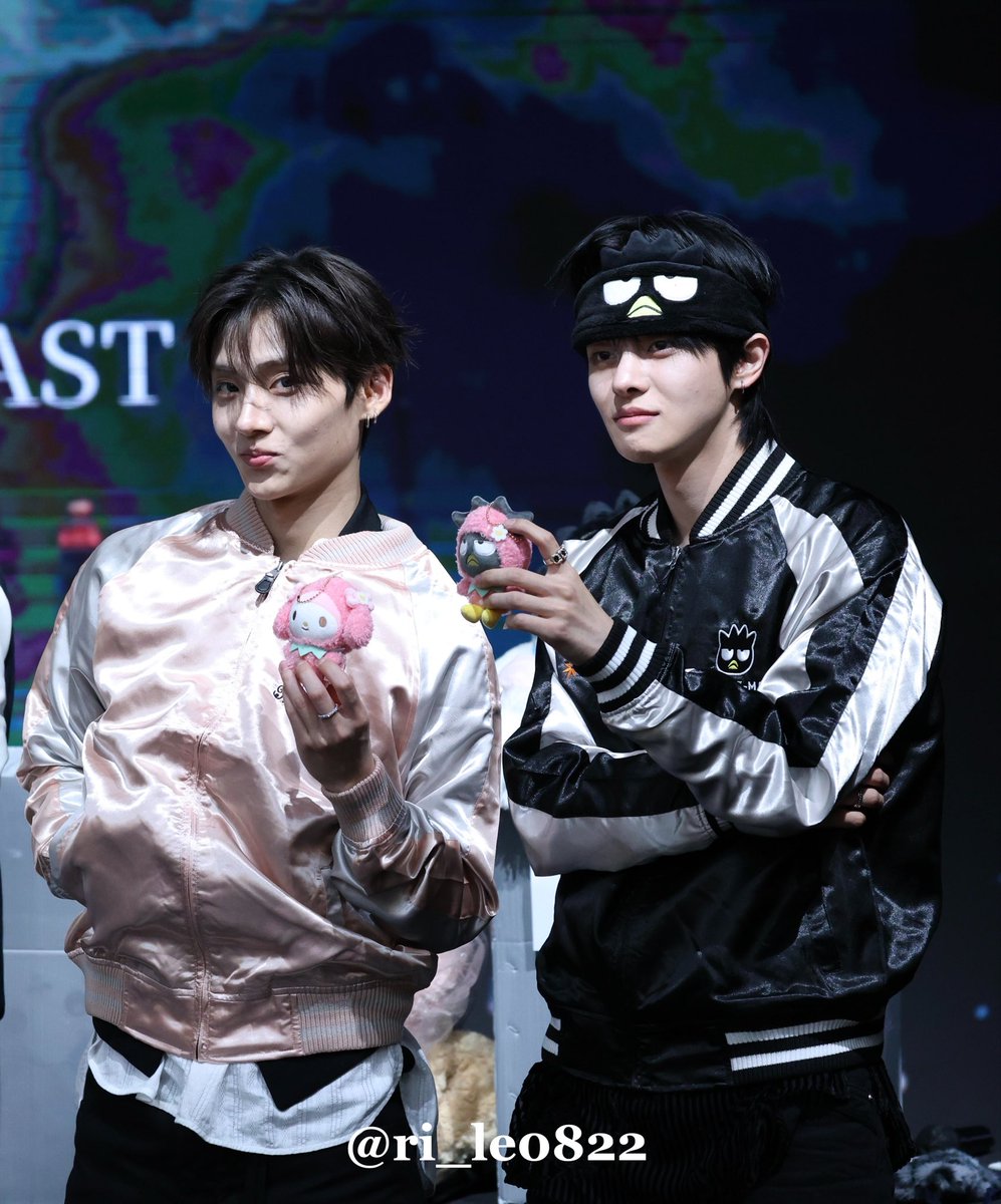 ri_le0822's tweet photo. 상리오즈🐰🐧

#LEO #리오
#Sangwon #상원
#ALPHADRIVEONE
#hellolive 260920 https://t.co/niOLluwwrp