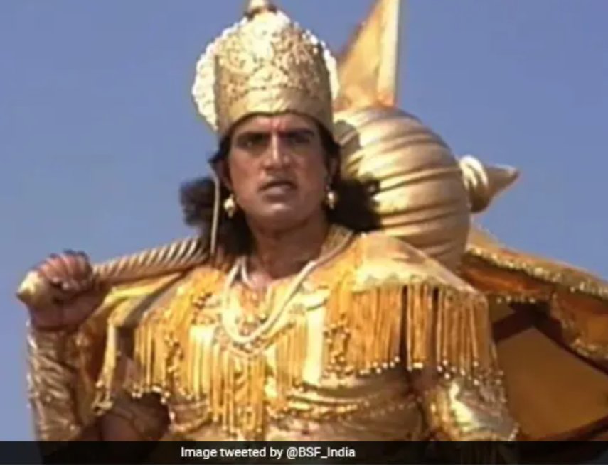 KSBUSingh's tweet photo. @PoojaHindu50 अरे मूर्ख....  राम का नाम ले... वही सत्य है...
😎 https://t.co/IHY2yk5O9X