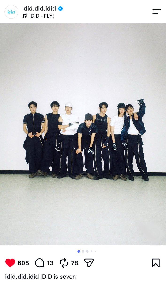 hyeoncentric's tweet photo. I’ve never seen a kpop group that has this much love for each other. They constantly post and talk about how they are SEVEN. No matter what happens they will always be seven. 

That’s true love for each other and not co-workers🫂 https://t.co/7aup26SZv9