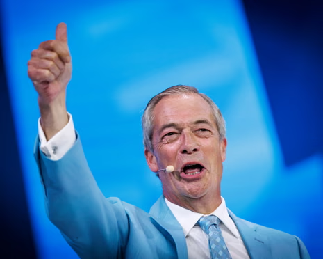 ritmanko's tweet photo. JUST IN: 🇬🇧 🇺🇸 Nigel Farage says he wants to “hijack” Trump’s border chief Tom Homan to help secure Britain’s borders. 

Farage praised Homan’s approach to immigration and deportations while speaking at an event in the US.

Can't lie but the US is still shit at deportations 🤣 https://t.co/zI877mbfi8