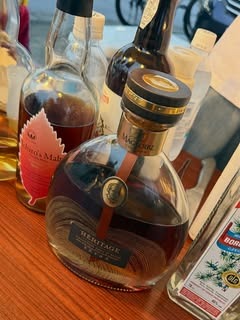PatrickCamvr's tweet photo. Sent you a friend request Innsbruck, Austria 🇦🇹 https://t.co/sNhbpgP5j3