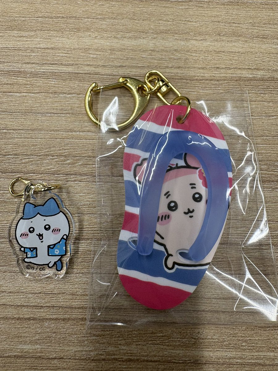 strawberry1658's tweet photo. 会社でゲット！
上司様ちい活応援📣ありがとうございます😊

けど…上司様はモモンガに沼ってるけど笑 https://t.co/YSIiG7a4xe