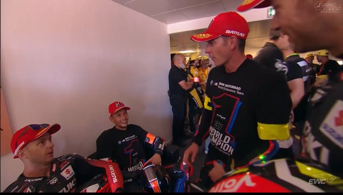 fimewc_JAPAN's tweet photo. ボルドール24時間🏆
🥇#37 BMW MOTORRAD WORLD ENDURANCE TEAM
🥈#12 Yoshimura SERT Motul
🥉#1 YART Yamaha Official EWC Team

#ewcjp #fimewc #boldor https://t.co/gBnk5SI8MR