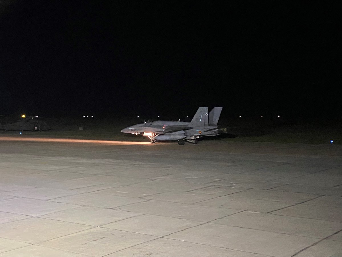 Miragec14F1CE's tweet photo. Los F-18 españoles realizan 15 Alpha Scramble en su primer mes en #Rumanía Destacamento #Paznic

El destacamento comenzó esta nueva rotación el 7 de agosto desde la base aérea Mihail Kogălniceanu, integrado en la misión de Policía Aérea de la #OTAN
https://t.co/YLu14kIKBY https://t.co/iYKfICM1rv
