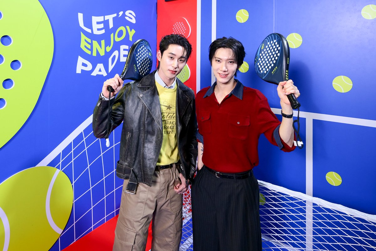 LookAround_TH's tweet photo. รวมพลังเชียร์สุดมันส์! เปิดลาน"20th Asian Games Playground@Samyan Mitrtown" พร้อมเปิดตัว “เตนล์” - “เอส” 2 ตัวแทนแคมเปญ “#มากกว่ามหกรรมกีฬา ALL IN ASIAN GAMES”

🔗 https://t.co/pmhh9BkGmw

#TENxAsianGames2026 #AsianGames2026xESTSUPHA #TEN #est_rvp
#มากกว่ามหกรรมกีฬา #AllinAsianGames #ASG26AM #AichiNagoya2026 #AsianGames2026 #AsianParaGames2026

กรุงเทพฯ – 19 กันยายน 2569 – การกีฬาแห่งประเทศไทย และกองทุนพัฒนาการกีฬาแห่งชาติ ชื่นชมพลังเอกชนหนุนทัพไทยหลากหลายมิติ จับมือ TOYOTA, AIS, PTT, COUNTERPAIN, SPONSOR, YAMAHA, GRAND SPORT และสามย่าน มิตรทาวน์ เปิด "20th Asian Games Playground@Samyan Mitrtown" ป๊อปอัพสเปซแห่งความสนุกและลานกีฬาไลฟ์สไตล์เชิงสร้างสรรค์ใจกลางเมือง ภายใต้แคมเปญ “#มากกว่ามหกรรมกีฬา ALL IN ASIAN GAMES” อย่างเป็นทางการ เพื่อสร้างประสบการณ์ร่วม และเปิดพื้นที่ให้ทุกคนได้มาทดลองเล่นกีฬาในรูปแบบที่ผสมผสานนวัตกรรมและไลฟ์สไตล์ความบันเทิงสุดสนุกเข้าไว้ด้วยกัน พร้อมเปิดตัว เตนล์ ชิตพล ลี้ชัยพรกุล ศิลปินระดับโลก และ เอส ศุภ สง่าวรวงศ์ นักแสดงดังอดีตฉลามหนุ่มทีมชาติไทย ในฐานะ 2 ใน 4 ตัวแทนคนรุ่นใหม่ประจำแคมเปญฯ ที่จะมาดวลแมตช์หยุดโลกสะบัดแร็กเก็ตในเกม Tennis Nintendo บนเวที ท่ามกลางเสียงเชียร์จากแฟน ๆ และผู้เข้าร่วมงาน อันเป็นส่วนหนึ่งในกิจกรรมภายใต้แคมเปญ “#มากกว่ามหกรรมกีฬา ALL IN ASIAN GAMES”สร้างประสบการณ์ ชม-เชียร์กีฬาเอเชียนเกมส์ ครั้งที่ 20 และเอเชียนพาราเกมส์ ครั้งที่ 5 “ไอจิ-นาโกย่า 2026 ประเทศญี่ปุ่น สื่อสารให้ทั้งแฟนชาวไทยและทั่วเอเชีย ได้ติดตามชมและสนุกไปกับมหกรรมกีฬาครั้งยิ่งใหญ่ของทวีปเอเชียไปด้วยกัน งานนี้เหล่าผู้ใหญ่ใจดีฟากการกีฬาเปิดพื้นที่ พร้อมเหล่าผู้บริหารภาคเอกชนทุกท่านนำบูธกิจกรรมมาสร้างความสนุกสนานต้อนรับเอเชียน เกมส์ ปีนี้

สำหรับการถ่ายทอดสดเอเชียนเกมส์ ครั้งที่ 20 ตั้งแต่วันที่ 10 กันยายน ถึง 4 ตุลาคม 2569 ได้ชมได้ผ่านทีวีดิจิทัล ช่อง NBT, T Sports 7, 9 MCOT HD, ONE 31, MONOMAX SPORTS TV, ไทยรัฐ TV 32, PPTV HD 36 และทาง AIS PLAY  ทุกช่องทางซึ่ง AIS PLAY ยังถ่ายทอดสดกีฬาเอเชียนพาราเกมส์ ครั้งที่ 5 ในวันที่ 16 – 24 ตุลาคม 2569  ให้ชมกันอย่างเต็มอิ่มอีกเช่นกัน

แฟนกีฬาไทยสามารถติดตามข่าวสาร รวมถึงความเคลื่อนไหวต่างๆ ของการแข่งขันได้ที่ Facebook Fanpage: SAT Thailand Sports Nation, Stadium TH ทุกช่องทาง และ The Standard Sport