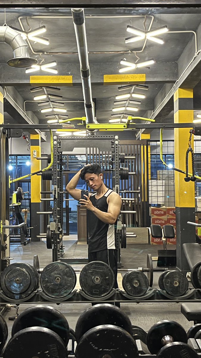Liithosfer_'s tweet photo. Night session 🏋️ https://t.co/LmgCnIXPzl