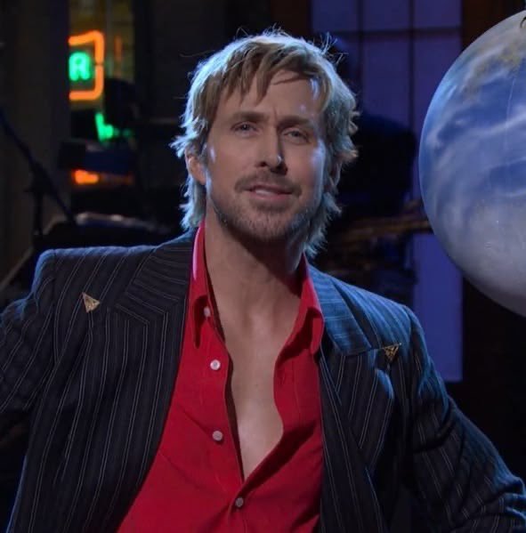 thanktreats's tweet photo. Same fit, 25 years apart. Genuinely Gosling you have aged like the FINEST OF WINES GOOD LORD https://t.co/x76D7vh7bE