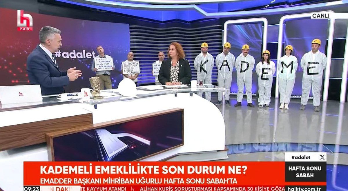 free_spirit006's tweet photo. Roma'yı biz yakmadık ama gündemi 🔥 yaktığımız doğrudur !
@mihribanugurluu 👏✊
@Emadder 

#HalkKademeİstiyor https://t.co/8W2IlGGhLR