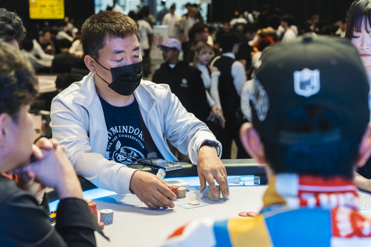 jopt_sapporo's tweet photo. @ryoryopoker @azu_monkey1029 @45_yukke @pontarou_poker @krexit26 @aoidomimatsu 【#03 NLH Poker Players Championship Day 2】
2位 krexit様 (@krexit26)、3位 あず様 (@azu_monkey1029)
4位 최수영様、5位 ゆっけ様 (@45_yukke)
入賞おめでとうございます✨
#JOPTSapporo
#JOPT https://t.co/dafHaSffr1