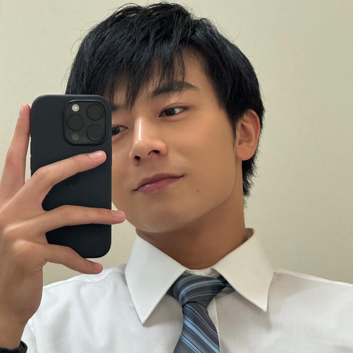 machineboywa's tweet photo. 거울셀카타율100 https://t.co/pumdExuny2