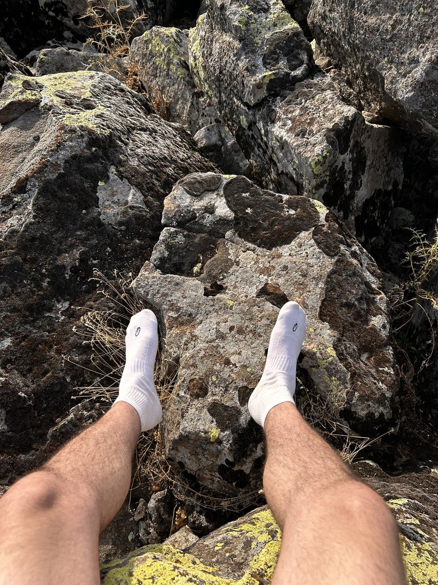 ibo_bne1's tweet photo. ⛰️🦶
#ayak #ayakfetişi #köle #feet #fetish #manfoot #malefeet #straightfeet #finansalköle #footfetish #alphafoot #ayakkölesi #findom #master #turkishgod #kayserigay https://t.co/ZyYxzvgXqT