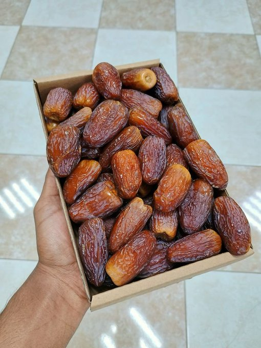Sofia50020Sofia's tweet photo. No one across the country seems to know which fruit is this https://t.co/yNjMDF71Ll