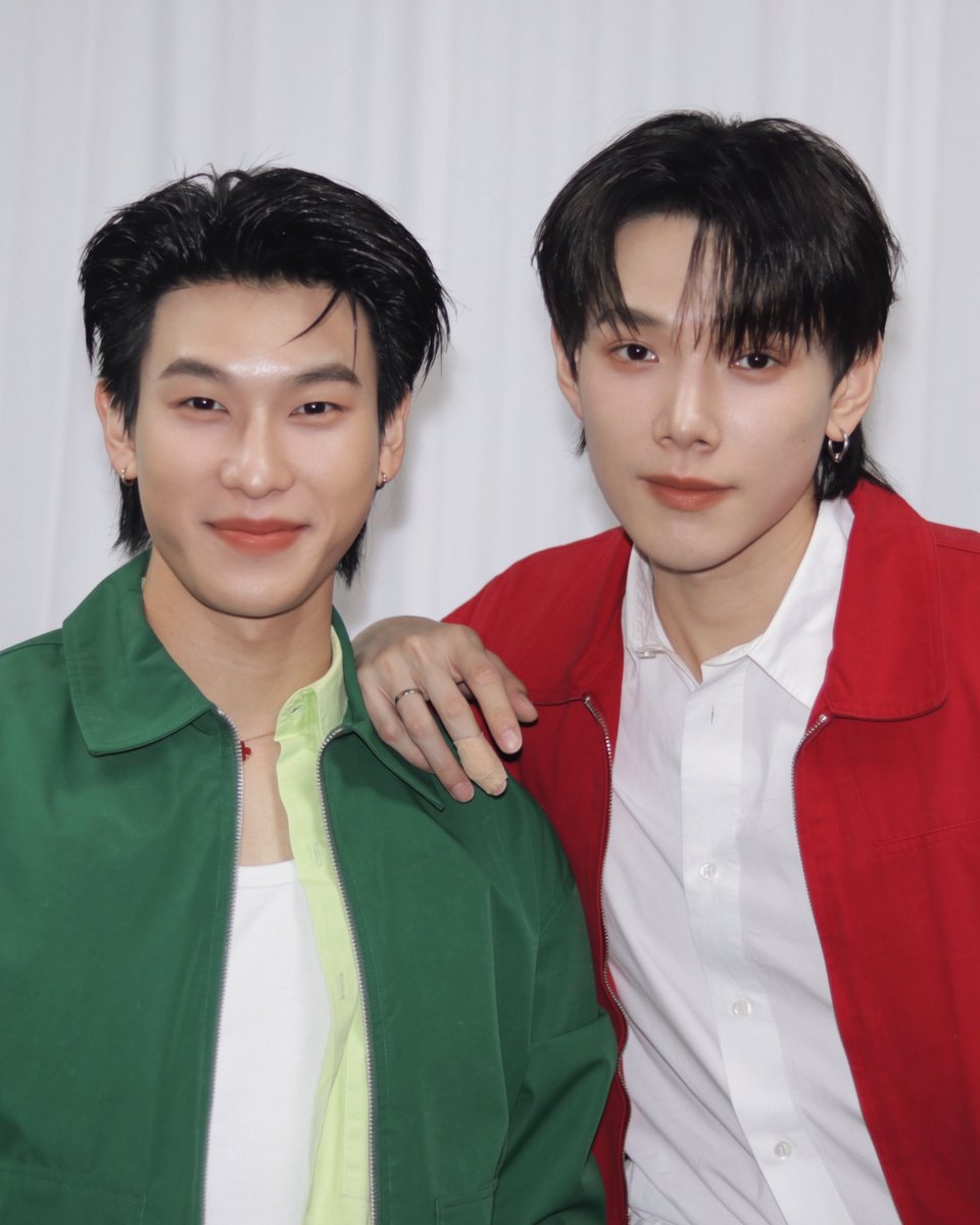 OPENLABEL_TH's tweet photo. จ่าฝูงมะเหมียวกับจ่าฝูงบ๊อกแบ๊ก 🐶🐱❤️💚🫳🏻
วันนี้ใครดื้อที่สุดดดดดดดดดดดด

CATDOGnjoy X DaouOffroad 
#CATDOGnjoyTheEnjoyDate
#CATnjoy #DOGnjoy
#CATnjoyXDOGnjoy
#DAOUOFFROAD #ต้าห์อู๋ออฟโรด
#DAOU #ต้าห์อู๋ #OFFROAD #ออฟโรด
#OPENLABEL https://t.co/myirCL1xjq