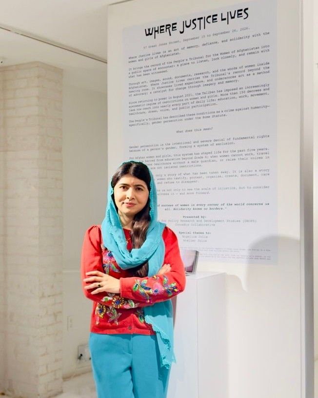 drops_afg's tweet photo. When Afghan women and girls are denied the right to learn, speak, and live freely, solidarity matters profoundly. Thank you, @malala for joining us at Where Justice Lives and for your unwavering commitment to defending Afghan girls’ education and amplifying the voices of those fighting for their rights.

Where Justice Lives Exhibit
Atelier Jolie
57 Great Jones St, New York, NY 10012, US
16–26 September | Free Entry

Presented by @drops_afg and ConneXus Collaborative

Sponsored by @OpenSociety and @ODI_Global

#AnjelinaJolie #AfghanWomen #Justice #nycart #afghanistan