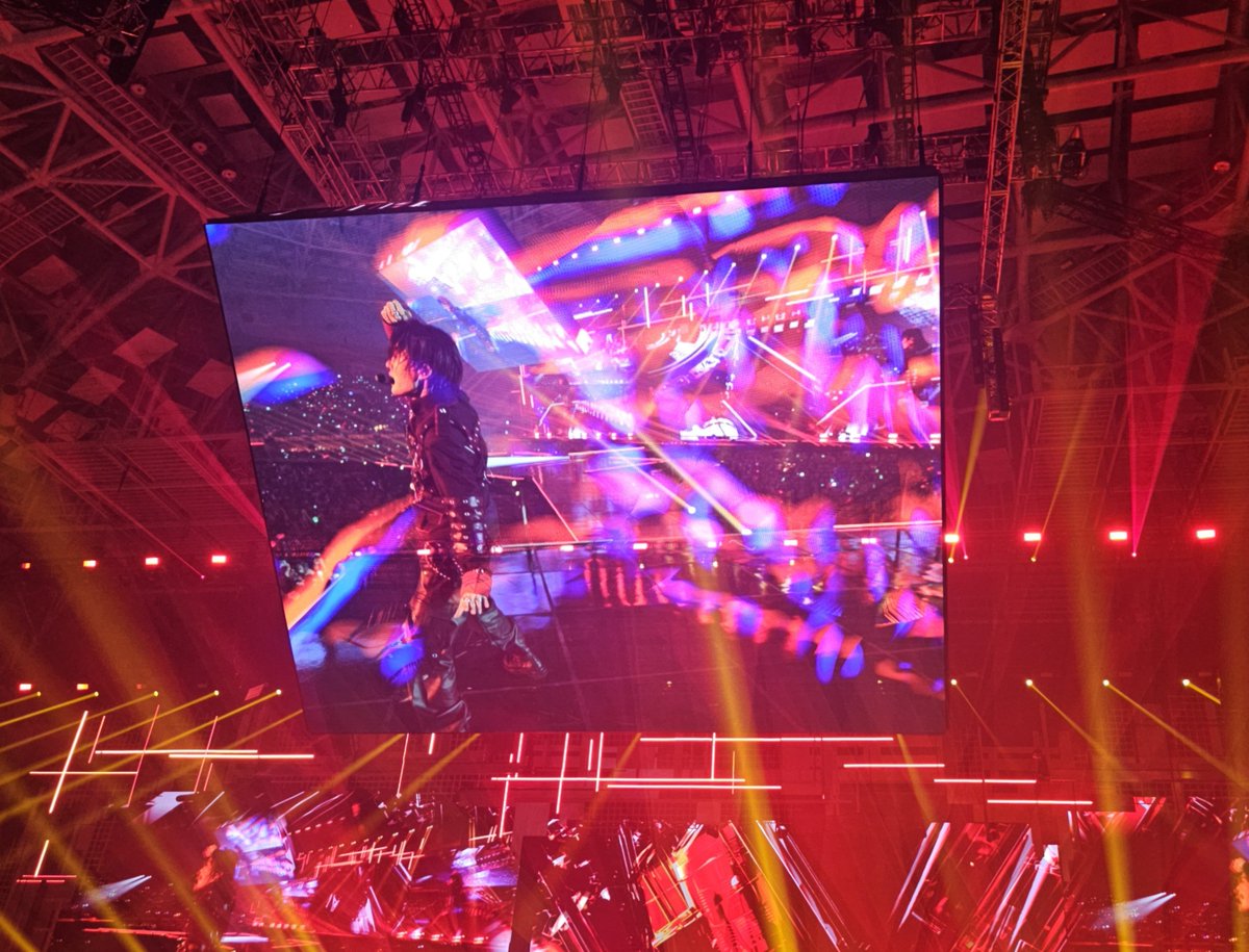 chocobear_chan's tweet photo. 연출도 예뻤고 노래도 좋았고 ｡｡｡ 한번더하자｡｡｡왜안되는데 https://t.co/JKI1IzYeB1