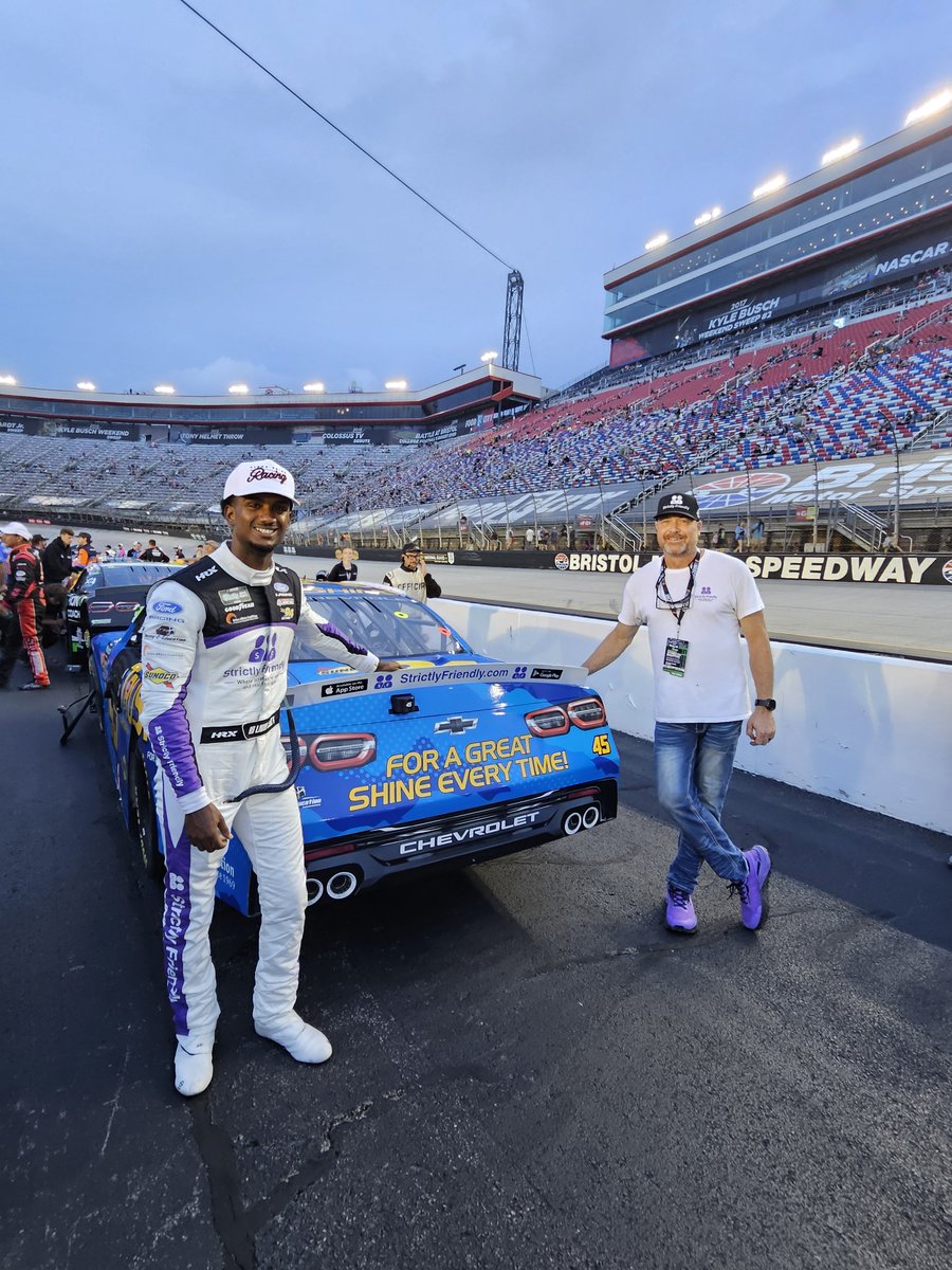 Strictlyfriendl's tweet photo. Another race weekend in the dust. We was at @ItsBristolBaby with @TeamAlphaPrime #45 @LavarScott, https://t.co/Ug3O2rptFa and Todd Moeggenberg When your back is against the wall and start from the back of the field from NASCAR Penalty. Great job team getting the motor replaced! https://t.co/nLFHydttHK
