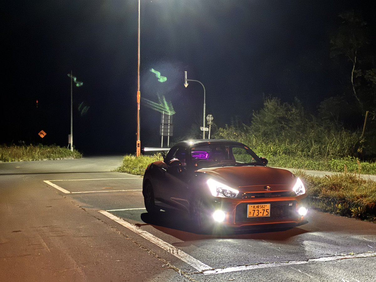 yuiyui_copenGR's tweet photo. さて、元気のある車たちくるかな？
　本気組　「ぶぉぉぉおーん！！」
「はい、退散退散。こわいこわい、対応してません」
の巻でした。 https://t.co/SAHDSymO59