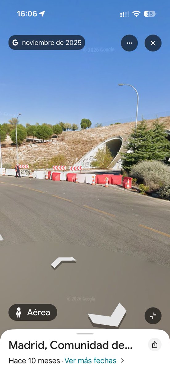 pinshos's tweet photo. Hola @fomentogob @oscar_puente_ @MADRID ¿Que ha pasado con las obras del puente que une Sanchinarro con la M40? Ya no se ve maquinaria ni nadie trabajando. https://t.co/8TkYKyptAu