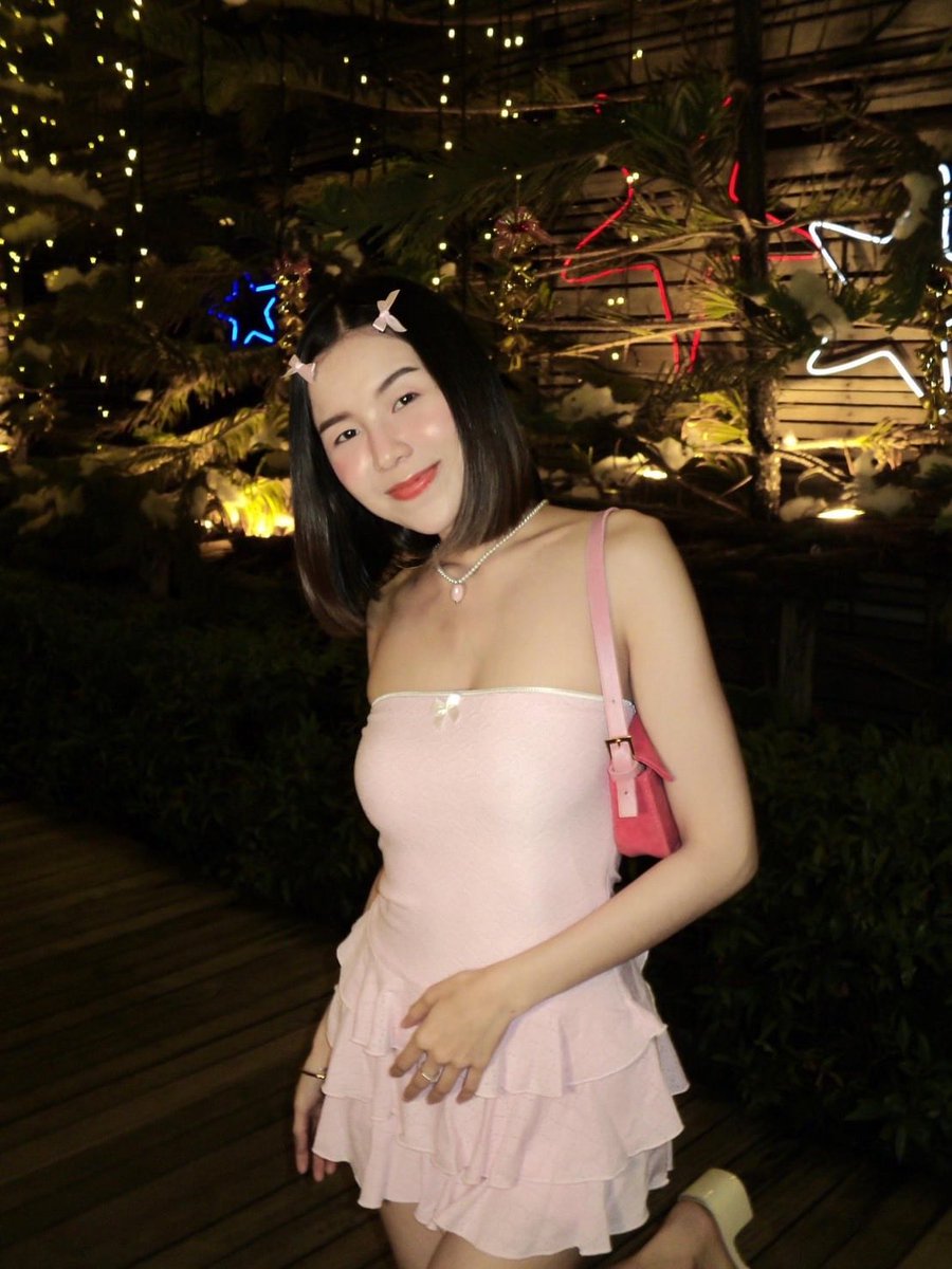 eocuhli's tweet photo. พี่ว่างป่ะ💋#อุบลในเมือง  #อุบลวาริน  #อุบลหวานมาก https://t.co/Y887AhqzKM