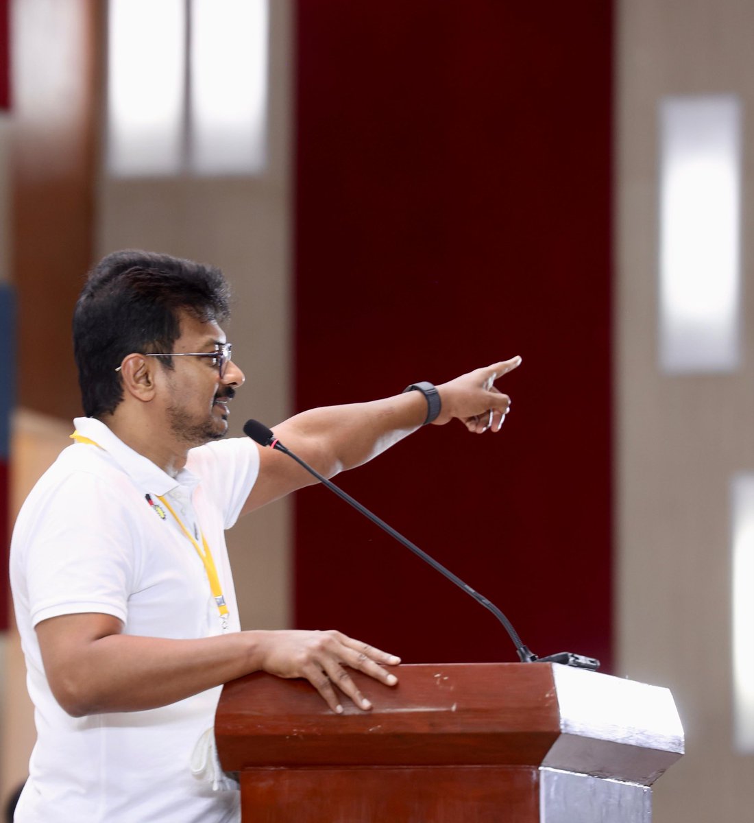 Udhaystalin's tweet photo. கழகத்தலைவர் @mkstalin அவர்களின் வழிகாட்டுதலின்படி, மதுராந்தகம் சட்டமன்ற தொகுதிக்கு உட்பட்ட, மாவட்ட - ஒன்றிய - நகர - பகுதி - பேரூர் - வட்டம் - கிளை - பாக இளைஞரணி நிர்வாகிகளுக்கான ஆலோசனைக் கூட்டத்தில் இன்று கலந்து கொண்டோம்.
#SofaModel ஆளுங்கட்சியின் குதிரை பேர அரசியலால் திணிக்கப்பட்டுள்ள மதுராந்தகம் இடைத்தேர்தலில் கழக வேட்பாளர் அன்பு சகோதரர் பரந்தாமன் அவர்களை வெற்றி பெற செய்திட அயராது உழைக்க வேண்டும் உரையாற்றினோம்.
சட்டம் ஒழுங்கு சீர்கேடு - மின்வெட்டு - விலைவாசி உயர்வு என அனைத்து வகையிலும் தமிழ்நாட்டு மக்களை வதைக்கும் #Dummy முதலமைச்சருக்கு இந்த இடைத்தேர்தலில் மக்கள் ஆதரவோடு பாடம் புகட்டும் வகையில் தேர்தல் பணிகளை அமைத்துக்கொள்வோம் என ஆலோசனைகளை வழங்கினோம்.
@evvelu @regupathymla @thamoanbarasan #GSundar @gselvam_mp @Joel_Dmk @AbdulmalikDmk @Prabhugajendran @ilaiyadmk @GprMadurai