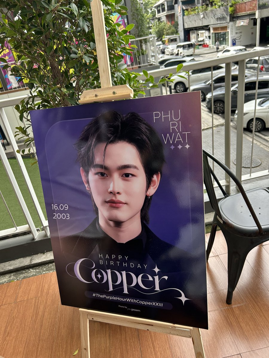 hello_netty's tweet photo. Birthday vibes 🎂for Copper🤍 
all the setup is absolutely beautiful 🥹

มาเช็คอินแย้ววว ทุกร้านน่ารักมากๆเลย 
เห็นถึงความรักที่ทุกคนมีต่อเปอร์ ทุ่มเทกันสุดตัวมาก ปีแรกก็สุดยอดกันขนาดนี้แล้วอ่ะ
🐻🤏😭

#ThePurpleHourWithCopperXXIII
#BloomWithCopper
#Copperphuriwat https://t.co/KBNnvZisWs