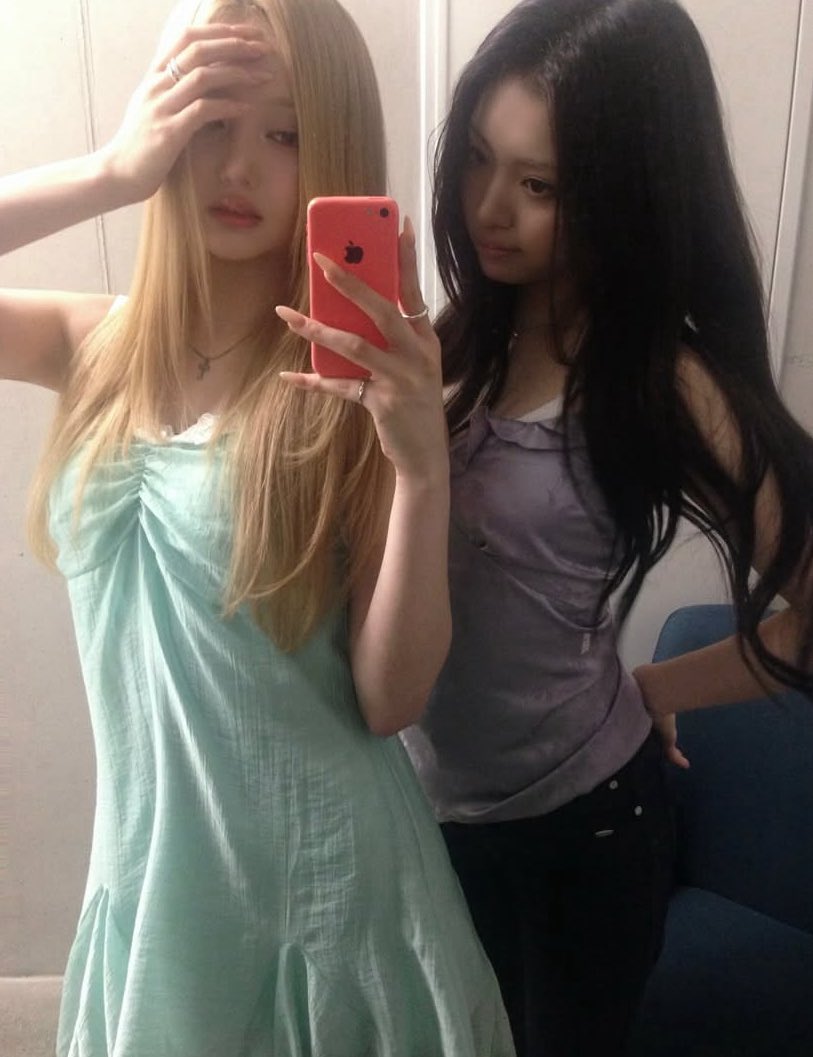 kimiruiru's tweet photo. 요즘 키비츠 유이 너무 느껴짐….
걍 여자들이 뭘 좋아하는지 너무 잘 알아 https://t.co/BHpa3oWBrg
