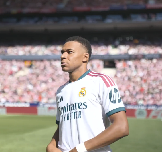 TouchlineX's tweet photo. 📸 - Kylian Mbappé is READY for the derby vs Atlético Madrid.

He will chase down Raphinha for the topscorer title, and he will chase down Lamine Yamal for the Ballon d'Or. https://t.co/2XyELwOF4F