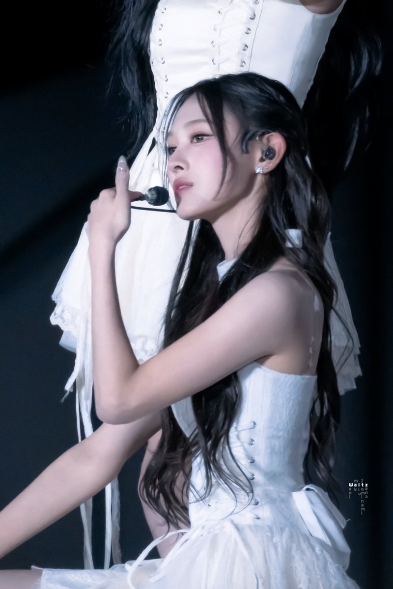 re_Waltz_'s tweet photo. 260919 TMA     
미나미
#RESCENE #리센느 #リセンヌ #미나미 #MINAMI https://t.co/AYUoYlkvTR