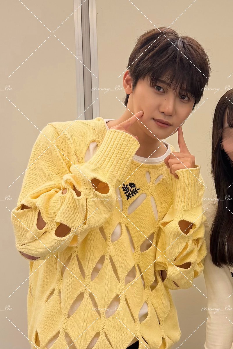 rony_0v's tweet photo. 身長差感じて恋するんだヾ(ᴗ  ̫ᴗ )ｶﾜ💝

 #AEN #에이엔 #지용 #ジヨン https://t.co/zjjEJQIeS7