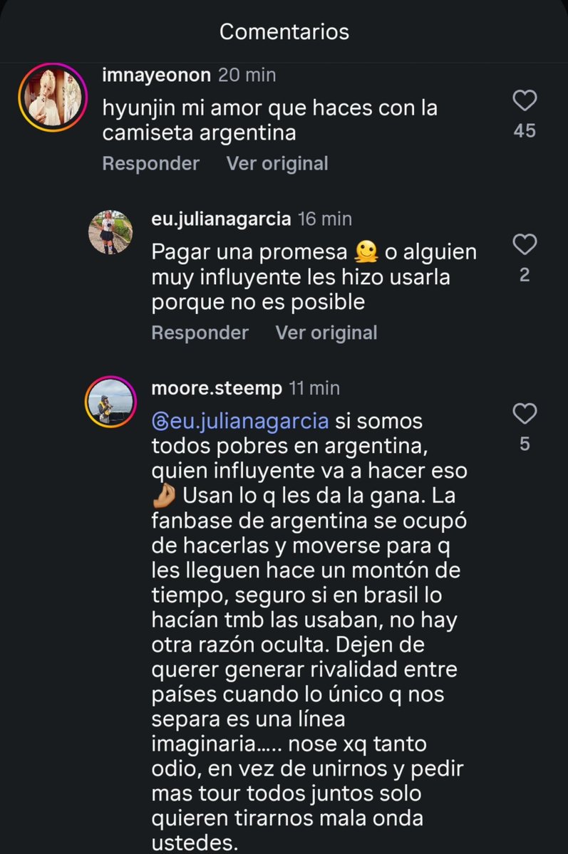 MalenaSKZyBTS's tweet photo. Nuevo argumento les pagamos para que usen la remera jajajsjsj https://t.co/ZiywSzcTiN