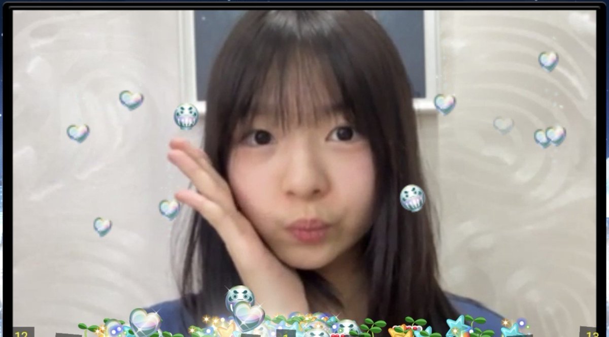 Fikri89_'s tweet photo. Thank youuu live sr malem ini ralyneee 🫶🫶🫶
Lucuuu bgt sumpit bentukan tangan kecil gituu 🤏😆😆😆

Selamat beristirahat dan semangaaatt buat besokkk 🫶🫶🫶
(3 pict terakhir 3 pose kilat dari Ralyne)

@Ralvandra_INA
#RaLive https://t.co/HktiBx2MSy