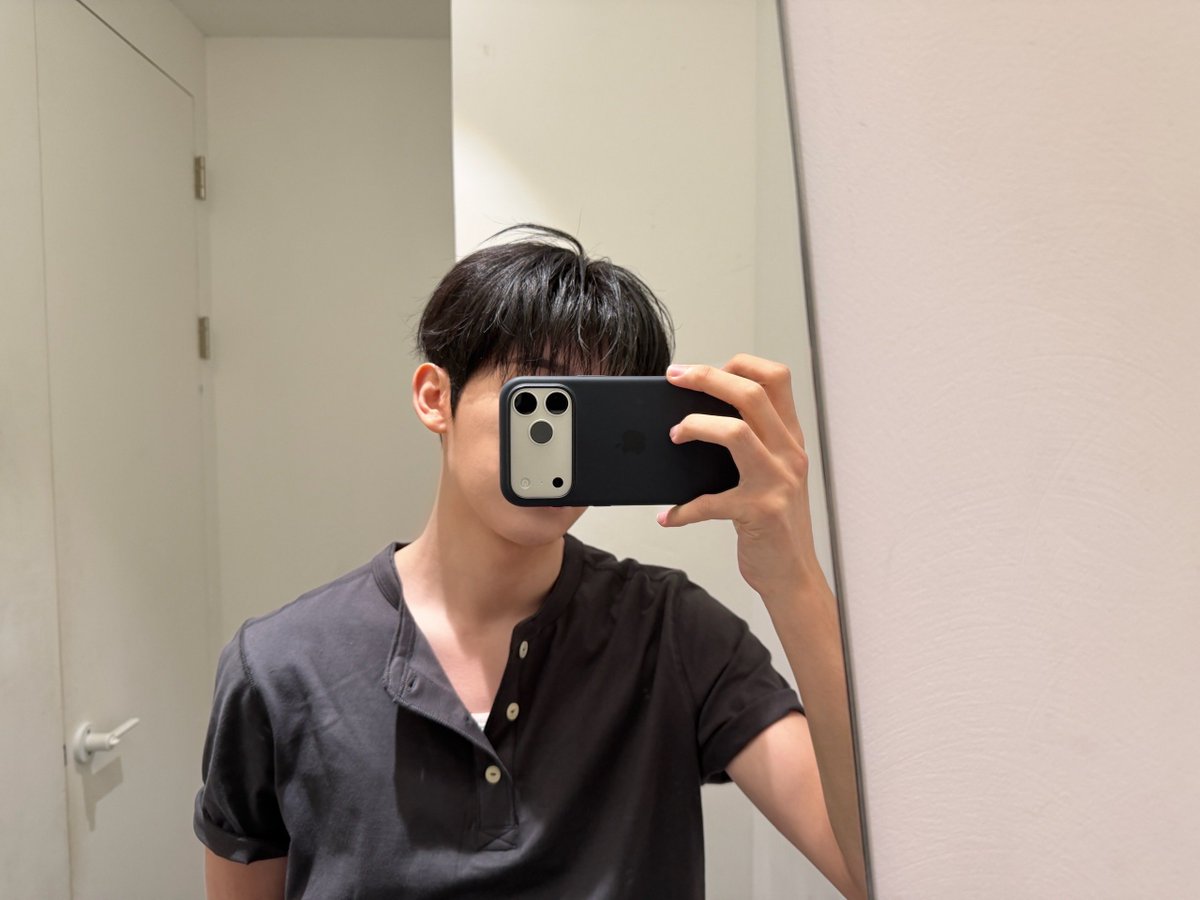 NTX_OFFICIAL_'s tweet photo. 헤

#HOJUN #호준
#NTX #엔티엑스 https://t.co/BvwlSujFQn
