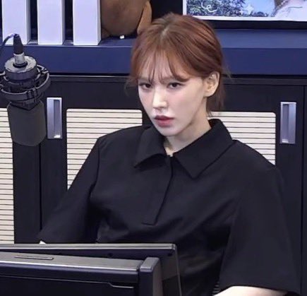 wenfluffie's tweet photo. she look COLD AF whenever this attractive mf on her focus mode/resting neutral face uffff shon seungwan 🫥❄️ https://t.co/exNBSRNK92