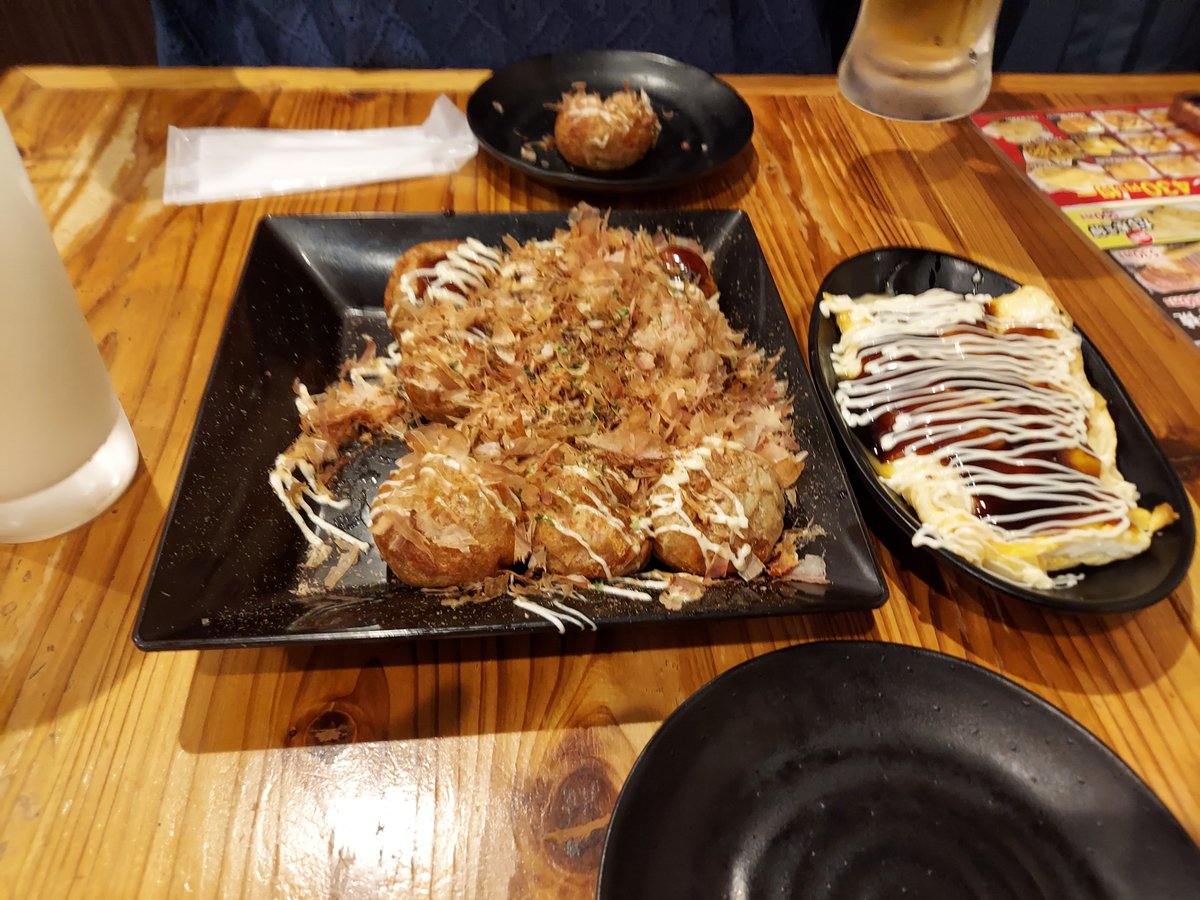 wagestar's tweet photo. 本日は #高槻芸術劇場 にて､『青年のうたごえ祭典』大音楽会､夜は大交流会に参加してきました🎶
リハも盛りだくさんでしたが､間の時間で大阪の美味しい物も頂いたりして(*´艸`)
なんとも濃い一日だったなぁ｡
芦間高校軽音部さん､ひらかた肝高倶楽部さんも､剛力翔さんも､本当に素敵でした(ˊᗜˋ*) https://t.co/9KaLwOOqYH