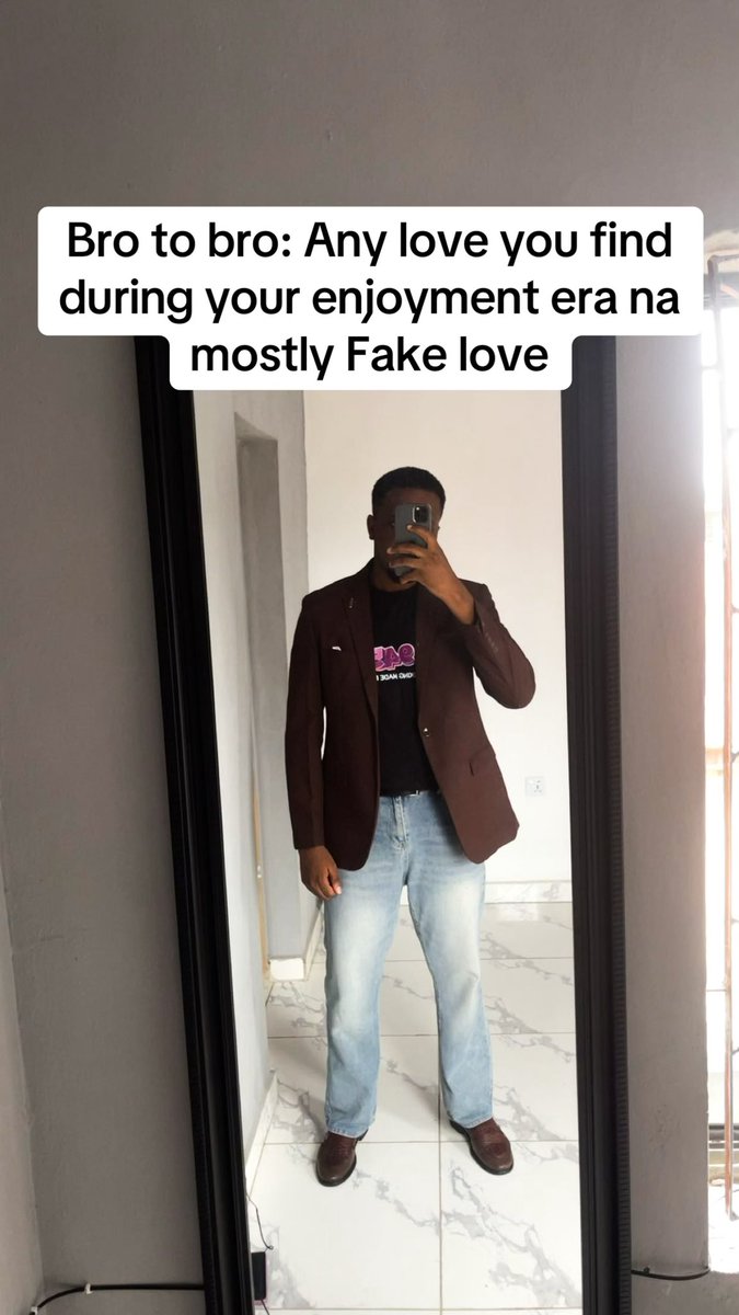 IkefunaJohn's tweet photo. Bro to bro advice🤝
P.S—My fits to work for the week😌
#BlessedSunday #okiki #BaeU #Arsenal #fulham https://t.co/mHiFlO2jja