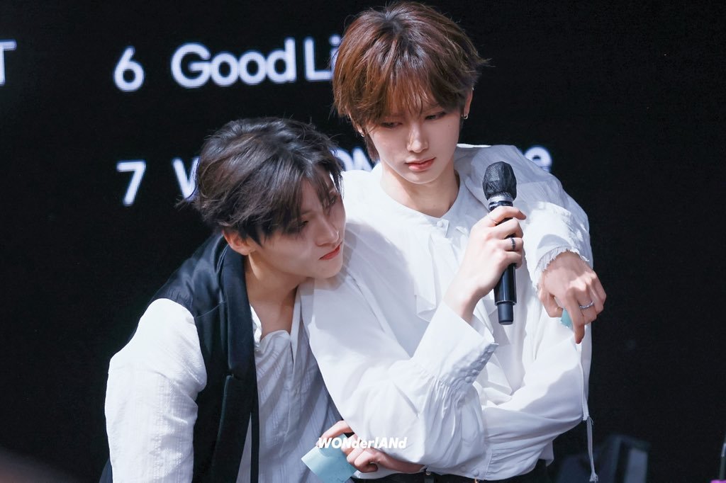 wonxinau's tweet photo. sangwon gets REALLY REALLY clingy with anxin and there's no limit to it😭 https://t.co/Serd0dXgSn