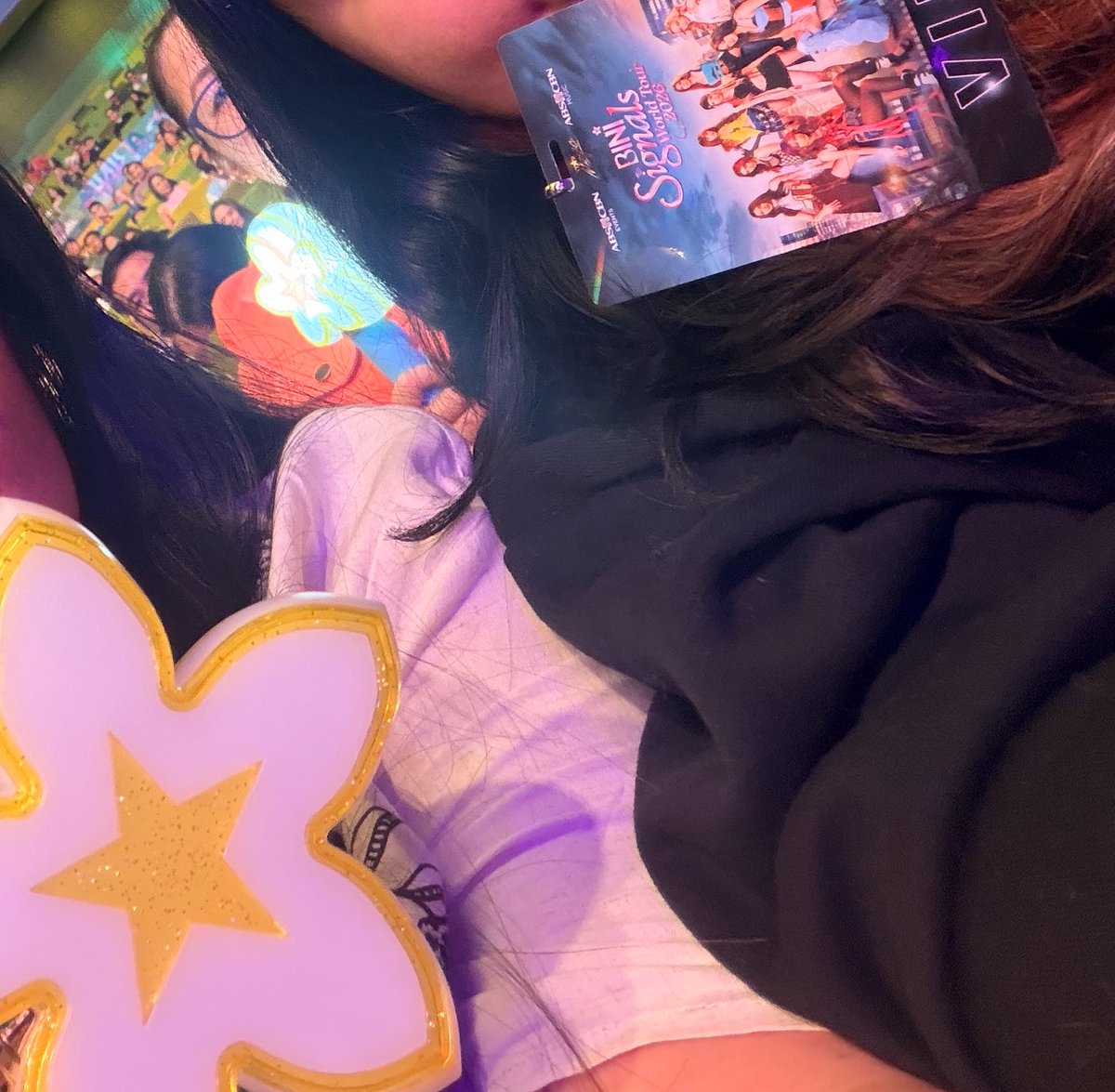 colaiahco's tweet photo. core memory ‘tong Melb leg kasi I finally got to watch the girls live with my gf who I met here in stan twt through bini back in 2024 🙂‍↔️ 

kaya bini ty sa gf ko ulit🫶🏼

MELBOURNE GOT BINI SIGNALS

#BINI_SIGNALS_MELBOURNE
#BINI_SIGNALS_WORLDTOUR_2026
#BINI https://t.co/FaJNw407wf