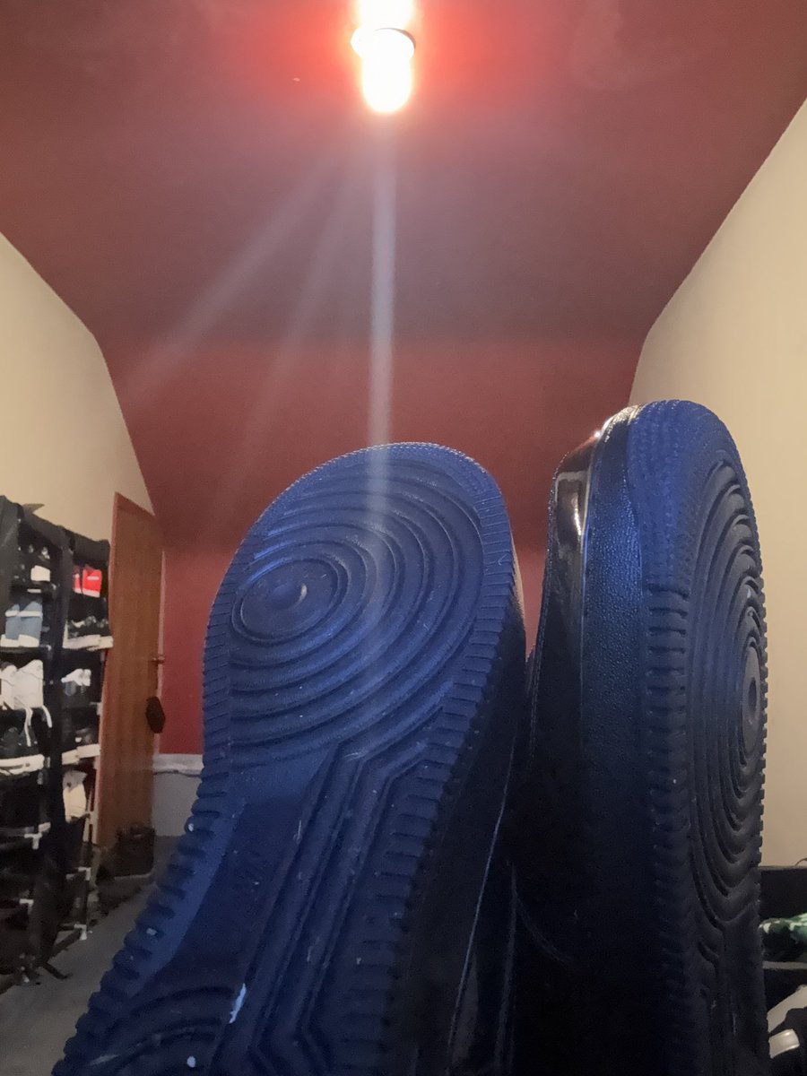 alphaunknown21's tweet photo. Worship my new AF1s 😈 #airforce1s #nike #blackairforce1s #maleshoefetish #maleshoedomination #AlphaUnknown #Subs #Alpha #maleshoeworship https://t.co/6dEBX5fWys