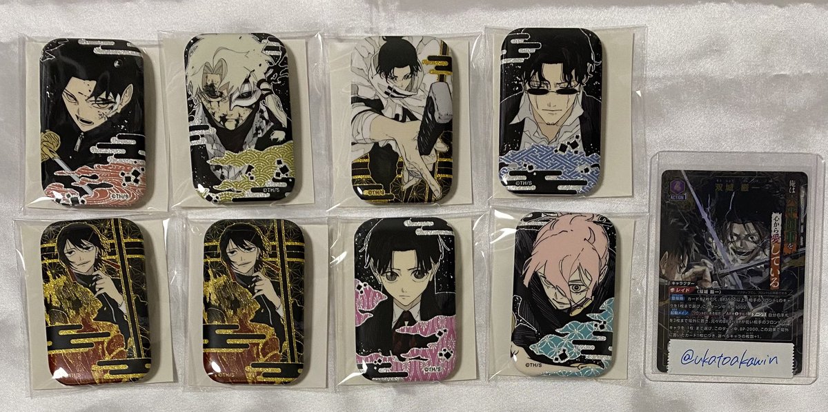 ukatoakawin's tweet photo. 【交換】カグラバチ 蒔絵風缶バッジ

譲：⭐︎千鉱、⭐︎伯理、⭐︎漆羽、座村、緋雪、イヲリ、昼彦

求：異種 双城

⭐︎は下段から同数含めてのみ。
異種は画像2、技名カード優先で求めております。
差額精算◯
お気軽にお声掛けください🙇‍♀️ https://t.co/ec9LcXRbou