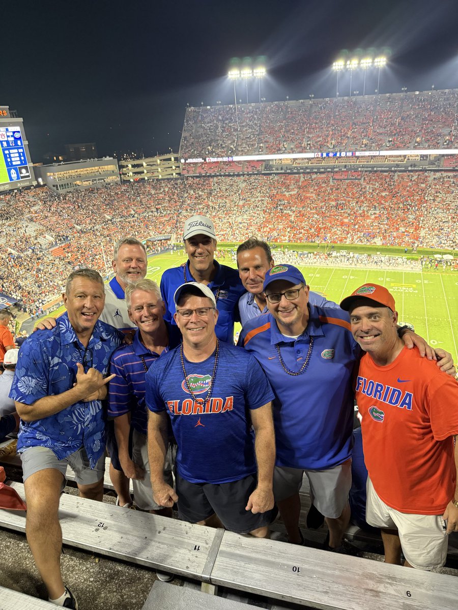 MikeCeide's tweet photo. Great friends! Great win! Fun on the Plains. #phideltfall’87 https://t.co/jGZuLBqsVG