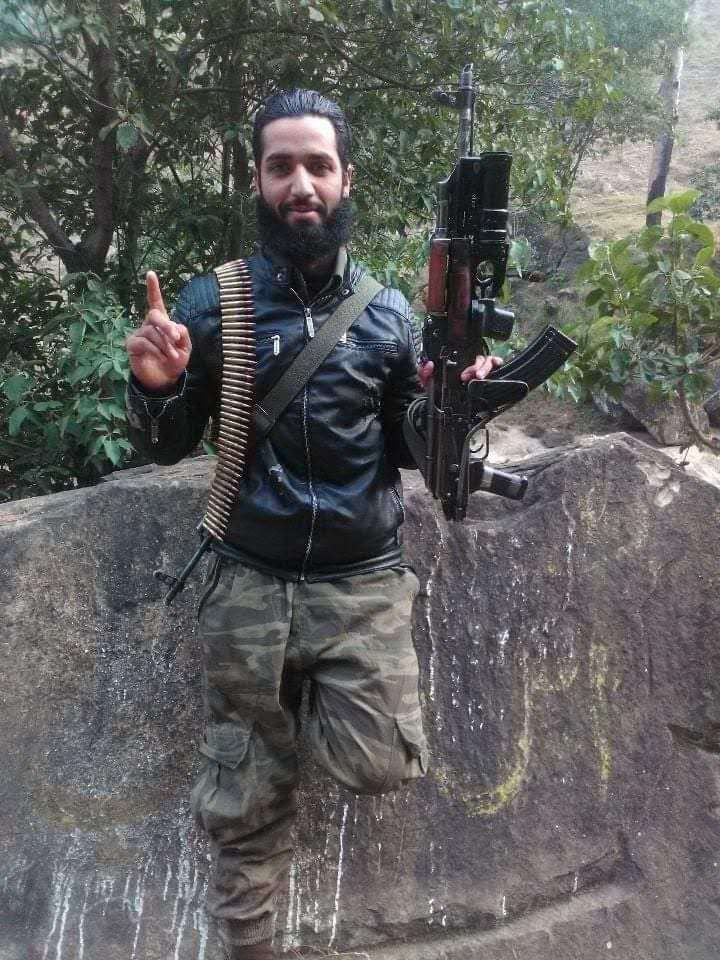 umardxvm's tweet photo. Nasir bhai anantnag Paff https://t.co/9ORrn6o9Ys