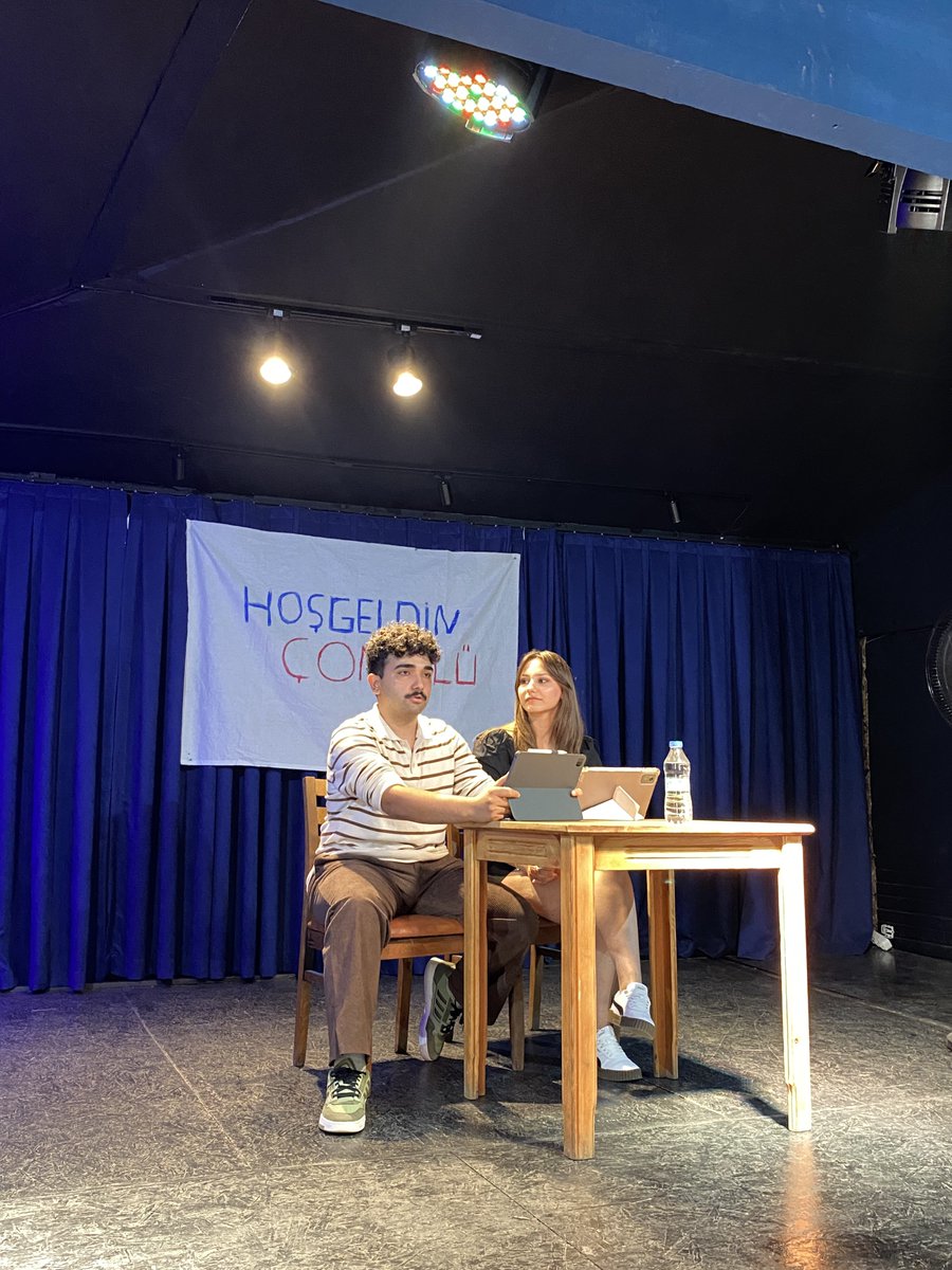 comukonusuyor's tweet photo. ÇOMÜ Konuşuyor olarak bugün 2026 girişli sıra arkadaşlarımızla buluştuk. 

Yeni gelen arkadaşlarımıza üniversitemizi, gazetemizi ve Öğrenci Sendikası'nı tanıttık, hep birlikte kampüste, yurtlarda yaşadığımız sorunları ve bu sorunlara karşı bizim neler yapabileceğimizi tartıştık. https://t.co/796rmhsdGi