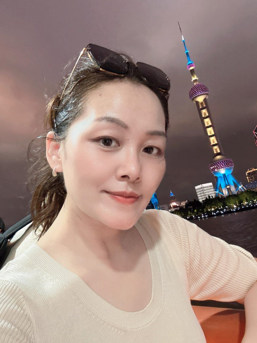 meow00172's tweet photo. 40+岁了，素颜这样还可以吧？

你们实话实说，我不会生气的！ https://t.co/CzzOmk71no